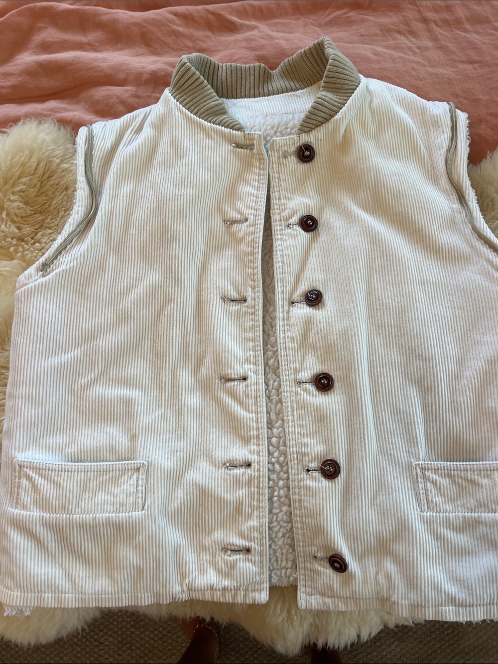 Vintage Reversible Corduroy Sherpa-Lined Women's Vest in Cream